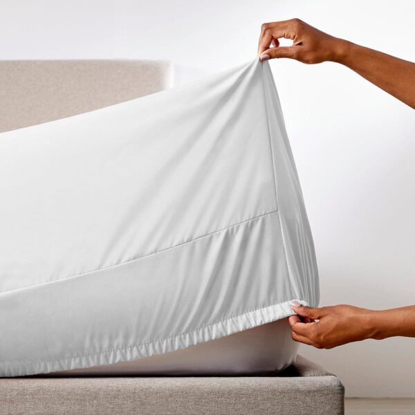 Fitted Sheet Microfiber - 3 Piece - Image 16