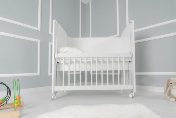 BW1040 Mother Side Crib with wheels white 90 X 50 - Image 2